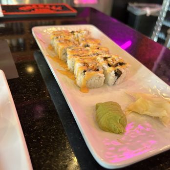 Rock N Roll Sushi - Spicy Crawfish Roll - Sushi Bars Near Me - Goodyear, Arizona