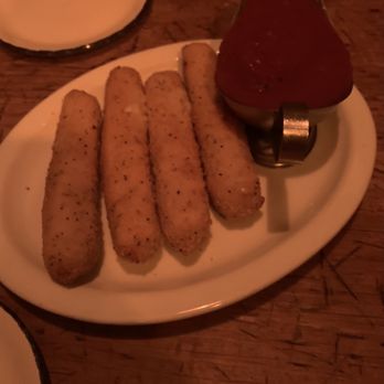 Molly's - Irish Pub Near Me - New York, New York