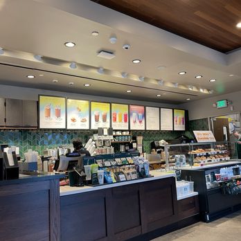 Starbucks - Plenty of hot fresh choices! Clean place with excellent service! - Coffee & Tea Near Me - Marco Island, Florida