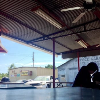 Chuck Wagon - Outside dining area. - New American Near Me - Sanger, California