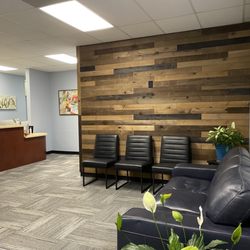 William C. Summers, MD - Summers Healthcare - Waiting room