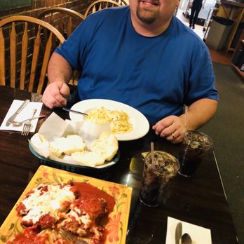 Sweet Basilico - Chicken Alfredo & parmigiana chicken - Italian Near Me - Estes Park, Colorado