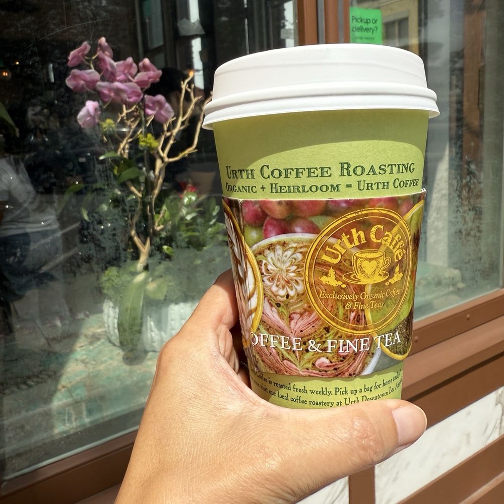Urth Caffé - Orange - English Tea Latté Medium - Coffee & Tea Near Me - Orange, California Urth Caffé - Orange - English Tea Latté Medium - Coffee & Tea Near Me - Orange, California