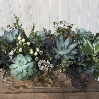 Iron Violets Design Studio - English Garden by BloomNation - Floral Designers Near Me