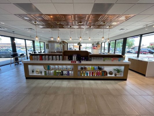 The Coffee Bean & Tea Leaf by null