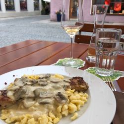 Aquila Restaurant