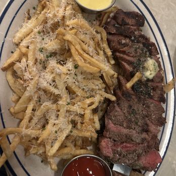 Hannon’s Block - Steak and frites - Salad Near Me - Toledo, Ohio