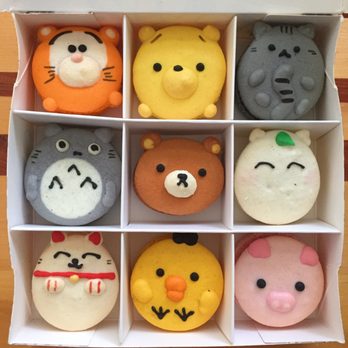 Daan Go Cake Lab - A box of macaroons consisting of 9 different flavours ($30 for the whole box) - Desserts Near Me - Toronto, Ontario