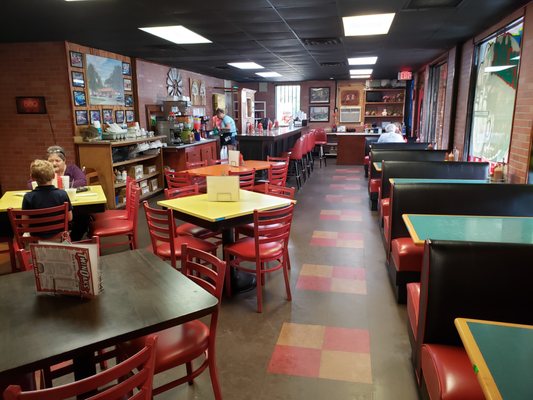 Twin Oaks BBQ by null