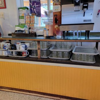The Root Cafe - Free water. Can refill containers. - Cafes Near Me - Little Rock, Arkansas