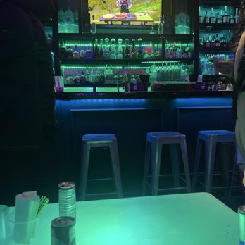 District - Cocktail Bars Near Me - Portland, Oregon