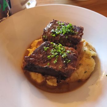 The Vanilla Bean Cafe - Short ribs - Breakfast & Brunch Near Me - Pomfret Center, Connecticut