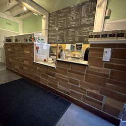 Montse's Cafe