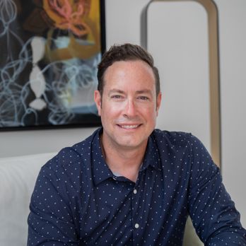 Makinney Group - Tom Makinney, Principal - Real Estate Agents Near Me - Hinsdale, Illinois Makinney Group - Tom Makinney, Principal - Real Estate Agents Near Me - Hinsdale, Illinois