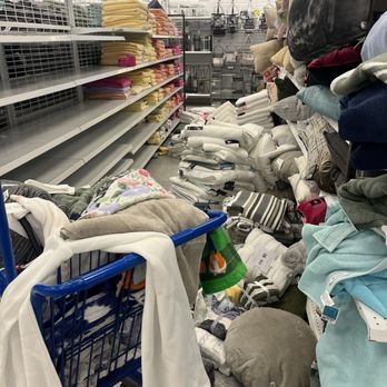 Ross Dress for Less - Department Stores Near Me - Redlands, California