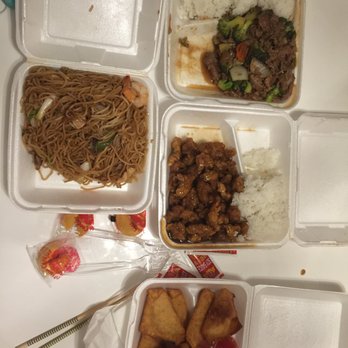 Kwangs Palace - The food was shifted but surprisingly none of the juices leaked out. Overall, 8/10 for Kwang's. - Chinese Near Me - Lakewood, Washington Kwangs Palace - The food was shifted but surprisingly none of the juices leaked out. Overall, 8/10 for Kwang's. - Chinese Near Me - Lakewood, Washington