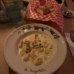 TORTELLINI DI CARNE TORTELLINI DI CARNE