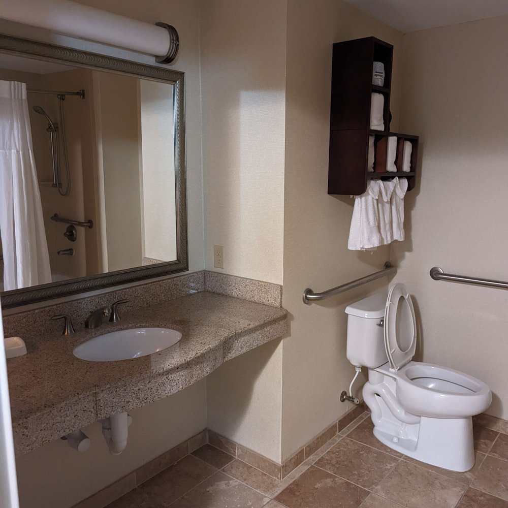 Hampton Inn & Suites Brunswick - Hotels Near Me - Brunswick, Georgia Hampton Inn & Suites Brunswick - Hotels Near Me - Brunswick, Georgia