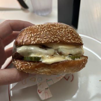 Le Burger 4304 - Le burger - Beer Bar Near Me - Minneapolis, Minnesota Le Burger 4304 - Le burger - Beer Bar Near Me - Minneapolis, Minnesota