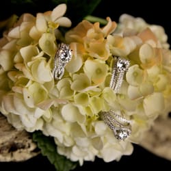DeLuca's Fine Jewelry & Gifts