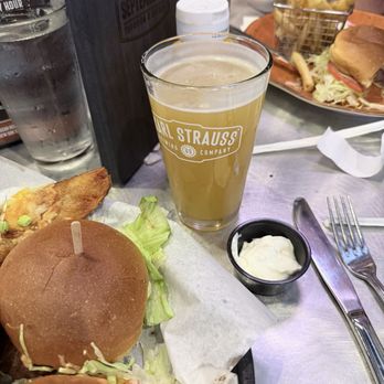 Septembers Taproom & Eatery - Hazy IPA - Sports Bars Near Me - Perris, California Septembers Taproom & Eatery - Hazy IPA - Sports Bars Near Me - Perris, California