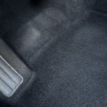 Deets Mobile - Poor vacumming. - Auto Detailing Near Me - Laguna Hills, California Deets Mobile - Poor vacumming. - Auto Detailing Near Me - Laguna Hills, California