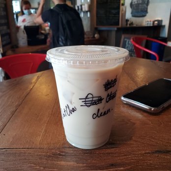 Ernest Coffee - EXCELLENT chai latte - Coffee & Tea Near Me - Palm Springs, California