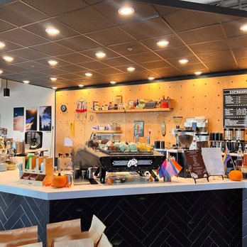 OTIS Craft Collective - Warm and inviting counter - Coffee & Tea Near Me - Lafayette, Colorado OTIS Craft Collective - Warm and inviting counter - Coffee & Tea Near Me - Lafayette, Colorado