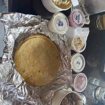 Big Top Brewers Collective - Carnitas tacos with the fixins on the side. Lots of tortillas provided - Brewpubs Near Me - Bradenton, Florida Big Top Brewers Collective - Carnitas tacos with the fixins on the side. Lots of tortillas provided - Brewpubs Near Me - Bradenton, Florida