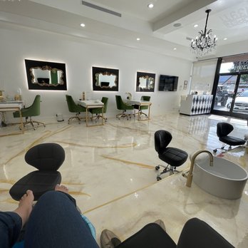 Salon De Manucure - Pedicur station - Nail Salons Near Me - Los Angeles, California Salon De Manucure - Pedicur station - Nail Salons Near Me - Los Angeles, California