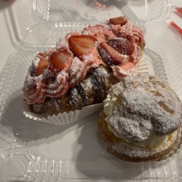 Strawberry Croissant