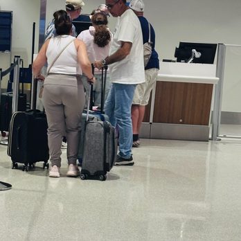 JetBlue - Airlines Near Me - Orlando, Florida