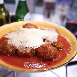 Enzos Cucina Woodfried Pizza & Italian Cusine