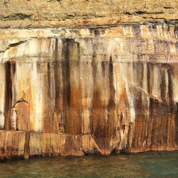 Paddling Michigan - Close up. - Rafting/Kayaking Near Me - Munising, Michigan