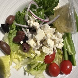 Schooners Grill Poquoson - Greek salad