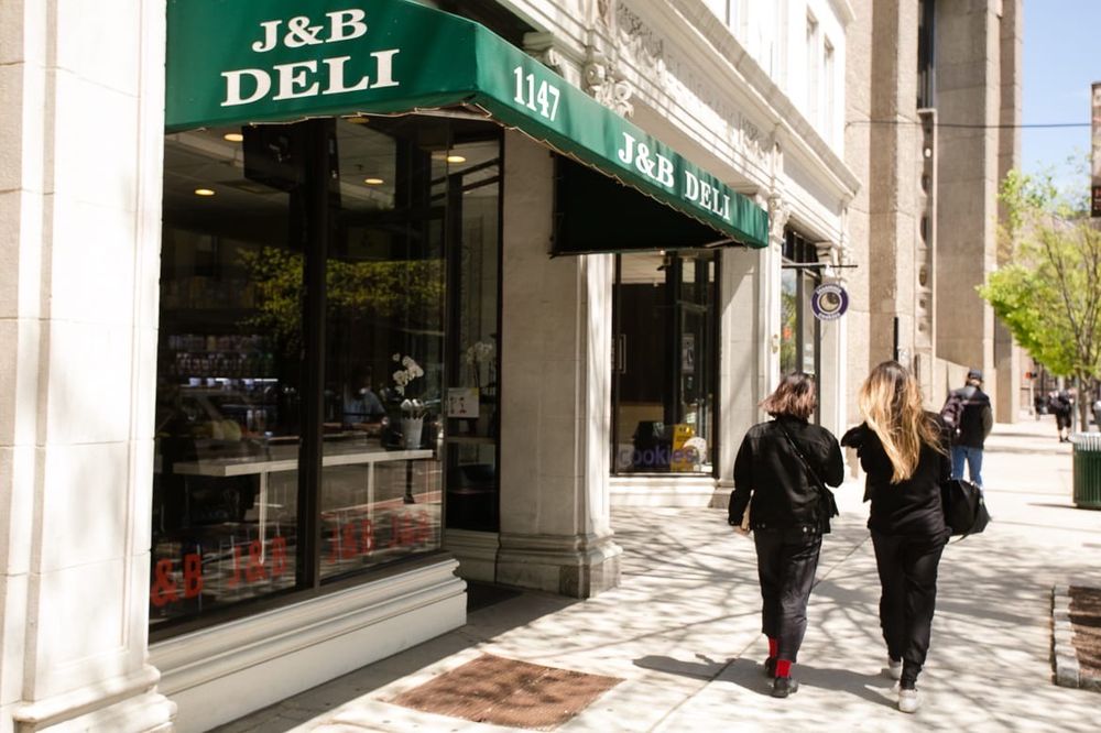 J & B DELI GROCERY Updated October 2024 17 Reviews 1147 Chapel St