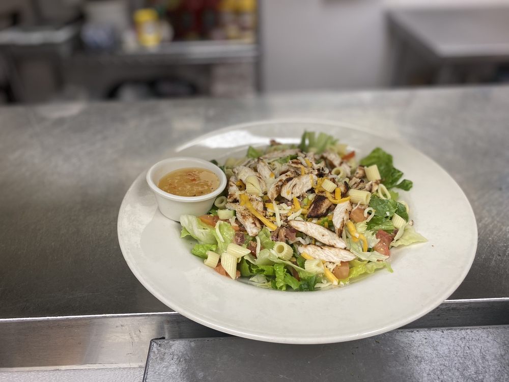 Paulie's Pub & Grille