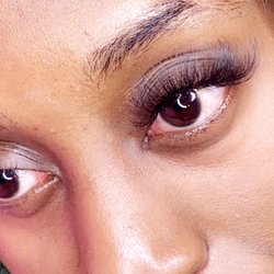 Volume lashes