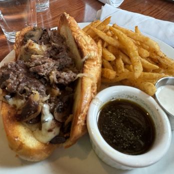 Randi's Grill & Pub - Roast Beef - Irish Pub Near Me - Winter Park, Colorado