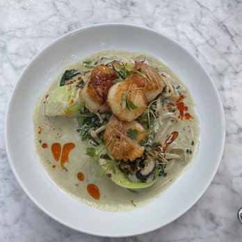 Ysabel - Scallops - New American Near Me - West Hollywood, California