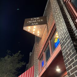 Four Quarter Bar - Outside signage