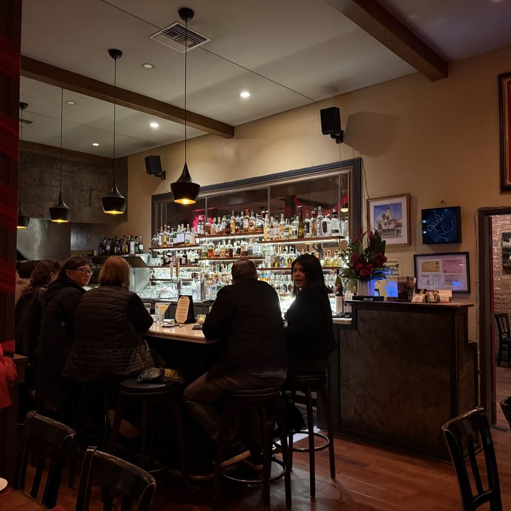 Opal - Bar area - Seafood Near Me - Santa Barbara, California Opal - Bar area - Seafood Near Me - Santa Barbara, California