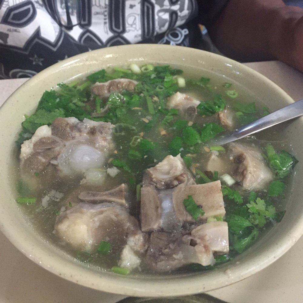 Kam Bowl - Oxtail soup pretty small. - Diners Near Me - Honolulu, Hawaii