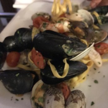 FrancescoVini - Taglioni with seafood - Tuscan Near Me - Florence, FI FrancescoVini - Taglioni with seafood - Tuscan Near Me - Florence, FI