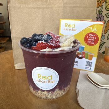 Rad Juice Bar - Very Berry Açaí Bowl - Large - Juice Bars & Smoothies Near Me - Oceanside, California