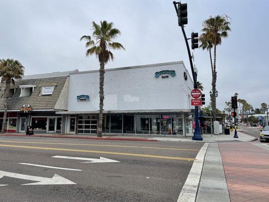 Swami's Cafe Oceanside by null