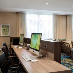 Courtyard by Marriott Faro Blanco Resort - Business Center