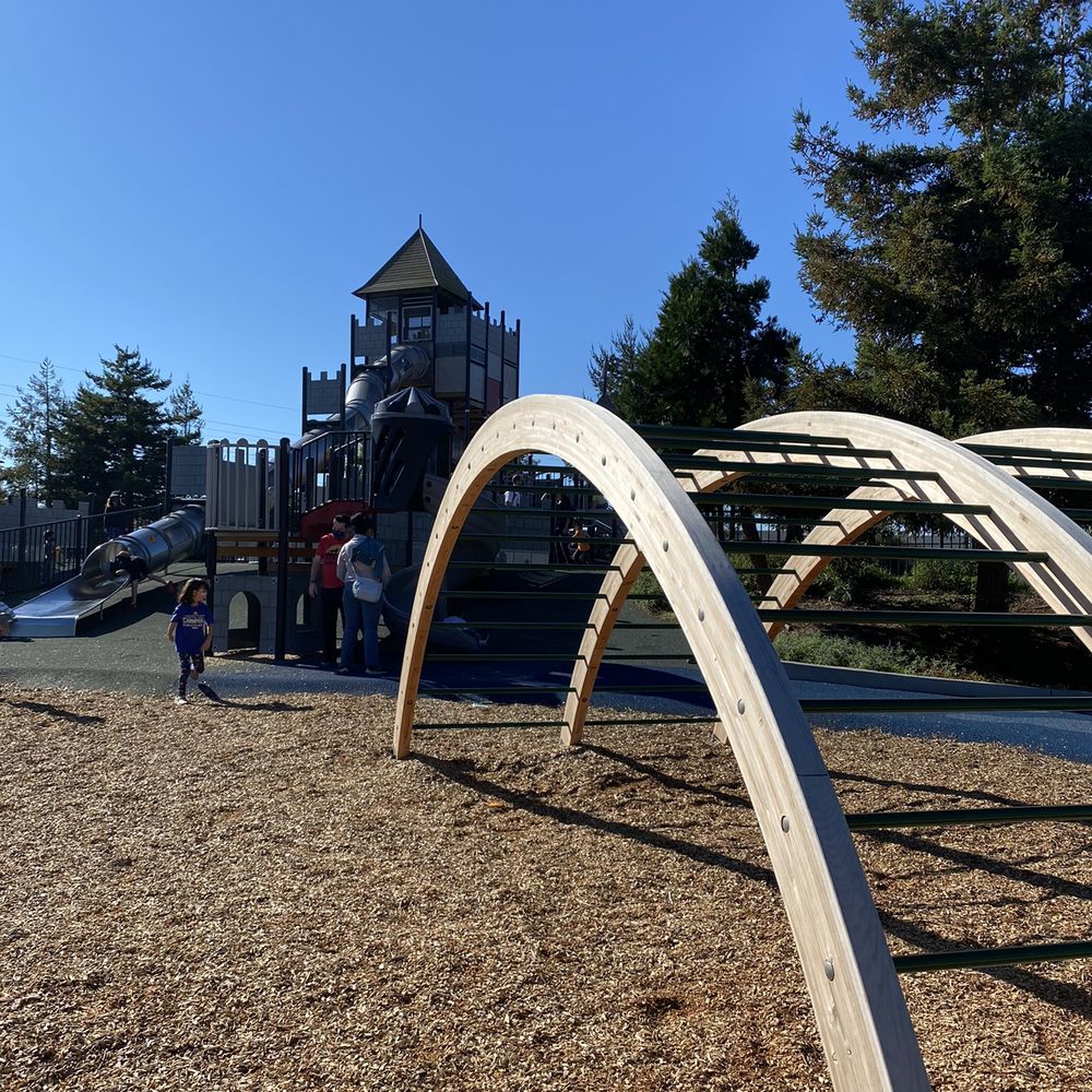 Magic Mountain Playground - Parks Near Me - San Mateo, California