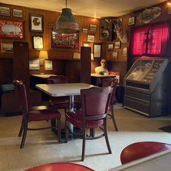 Hanson's Bar - Hanson's subtle humor, though that guy always staring.