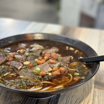 Luyixian - Spicy and Sour Rice Noodles - Shanghainese Near Me - Alhambra, California